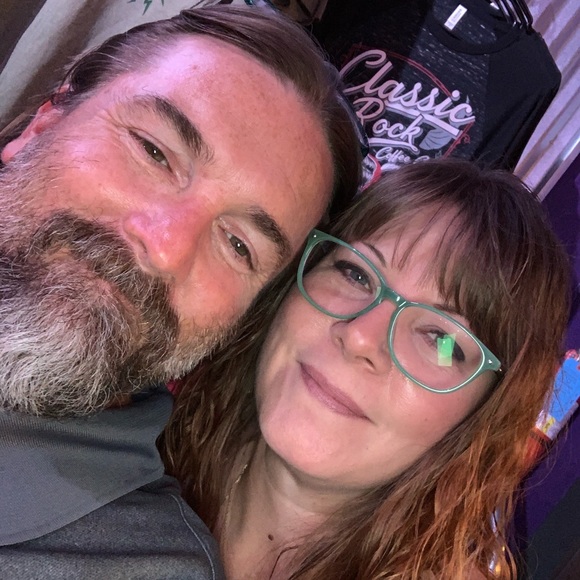 Meet your Posher, Tamra - Picture 1 of 1